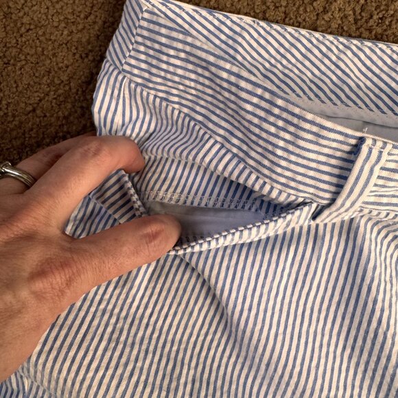 Talbots Cropped Seersucker Pants Womens 16 Button Detail Coastal‎ Beach Preppy - Picture 6 of 8